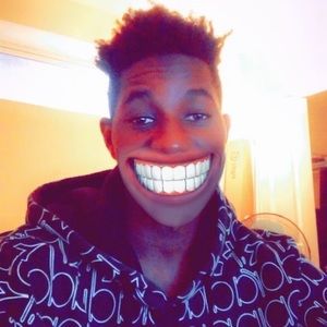 Meet your Posher, Manny